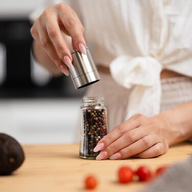 Набір з 2 електричних мельниць для солі та перцю преміум-класу | Регульоване керамічне подрібнювання | Набір з високоякісної нержавіючої сталі для солі, перцю та інших спецій