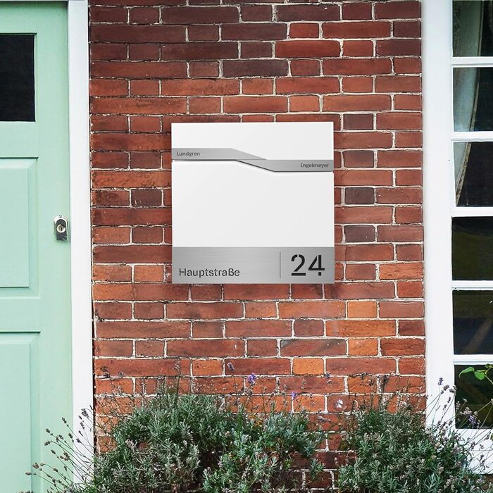 Поштова скринька біла з газетницею TRELLEBORG (RAL 9016), персоналізована, з цинкової сталі з іменем сім'ї, вулицею та номером будинку + комплект для монтажу (2 прізвища + вулиця + номер)