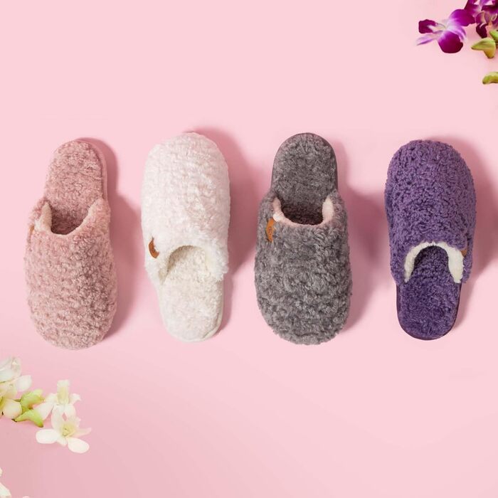 Жіночі домашні тапочки EverFoams Scuff: м'які, зручні, з пам'яті ефекту, з штучного альпаки, антиковзкі, кремово-білі (40/41 EU, світло-блакитні)