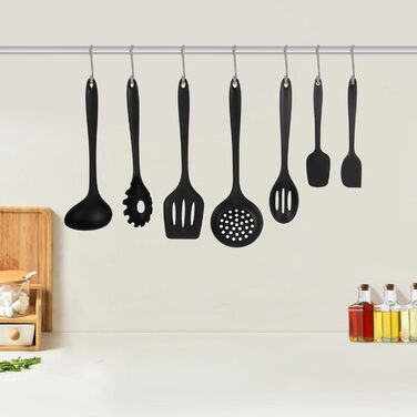 Набір кухонних помічників 43 шт. Силіконовий набір лопаток для приготування їжі, стійкий до високих температур та з антипригарним покриттям. Набір кухонних аксесуарів бежевого кольору з контейнером, гачком для зберігання, придатний для миття в посудомийні