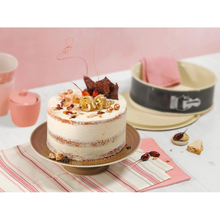 Форма для випічки Kaiser Inspiration Plus, 28 см, 2 дна, з плоскою та різьбленою поверхнею, антипригарне покриття, випічка торти