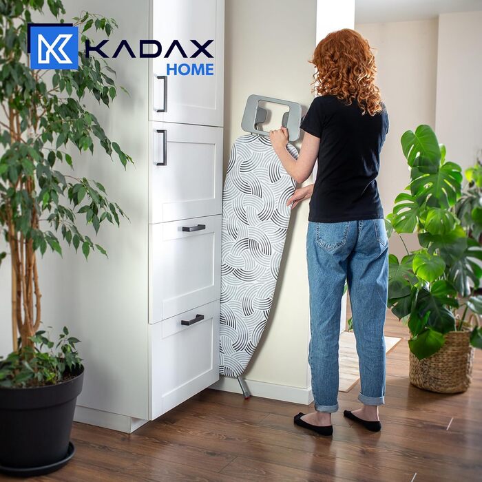 Складна прасувальна дошка KADAX 114x34 см з металевою решіткою, підставкою для праски, 5 мм підкладкою, регульованою висотою та антиковзними ніжками, сіра, виготовлена в ЄС
