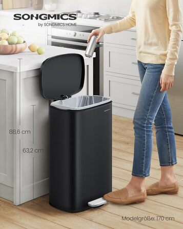 Відро для сміття SONGMICS 50 л з педальним механізмом, сталеве, з м'яким закриттям, чорне