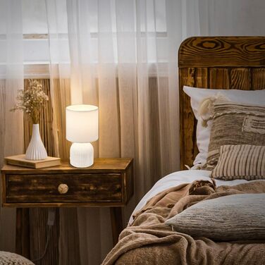 Лампа настільна BRILONER з тканинним абажуром, вимикачем на кабелі, керамічним цоколем, 15x28 см (ДxВ), білий