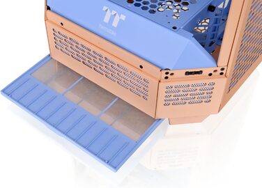 Thermaltake The Tower 300 Bumblebee: Корпус ПК Micro Tower (Micro-ATX/mini-ITX) з вертикальним дизайном, 3x Tempered Glass, 2x140mm PWM вентилятори, підтримка радіатора до 420mm, опціональний комплект для встановлення (Peach Fuzz)