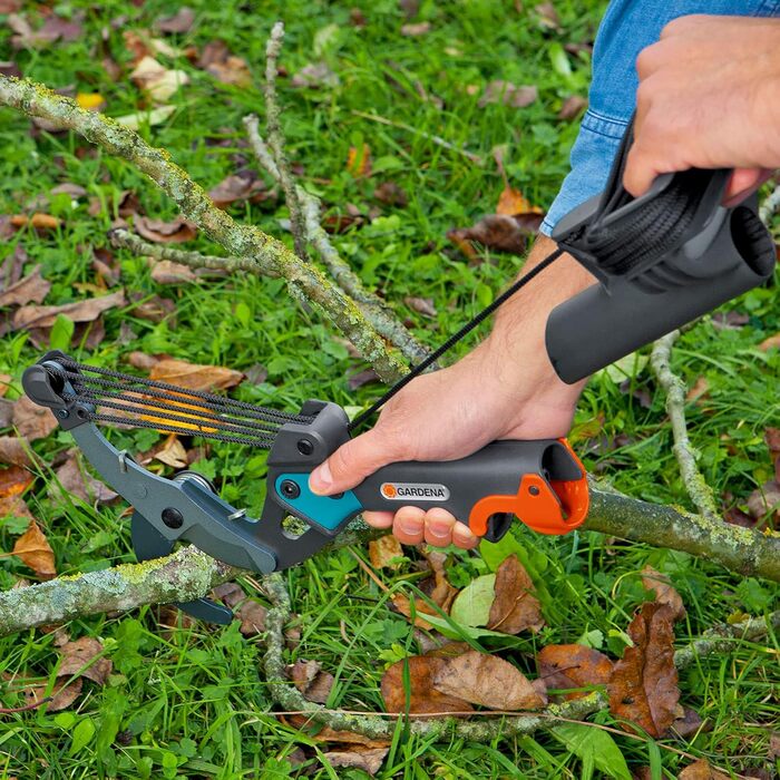 Gardena combisystem Bypass Tree Shear: Pruning shear with 5-fold roller gearing for effortless cutting of branches up to 35 mm in diameter, with a 4.7 m tear-resistant pull cord and D-handle (298-20)