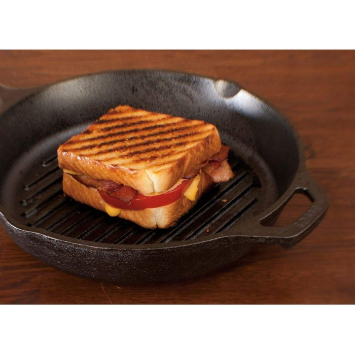 Lodge Griddle Pan 26cm (10.25 Inch), Height 5cm, Cast Iron, Round with Handle, Black (1 Piece)