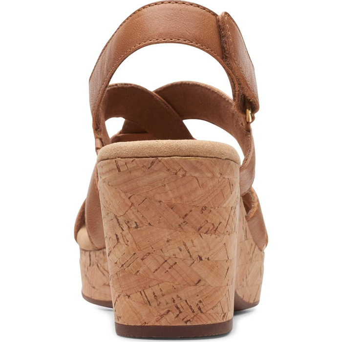 Босоніжки жіночі Clarks Giselle Beach з натуральної замші на танкетці, колір світло-коричневий, розмір 42.5 EU