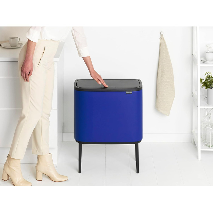 Сміттєвий відер Brabantia Bo Touch Bin 36 л, металевий, з двома внутрішніми відрами (11 л + 23 л), Mineral Powerful Blue, 54 x 32 x 68 см