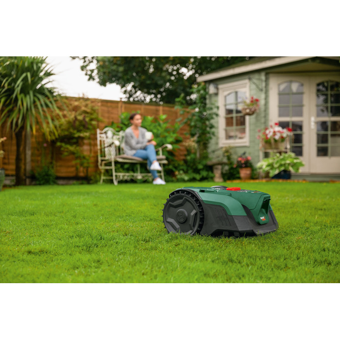 Робот-газонокосарка Bosch Visimow 18V-100 з акумулятором 1x4,0Ah