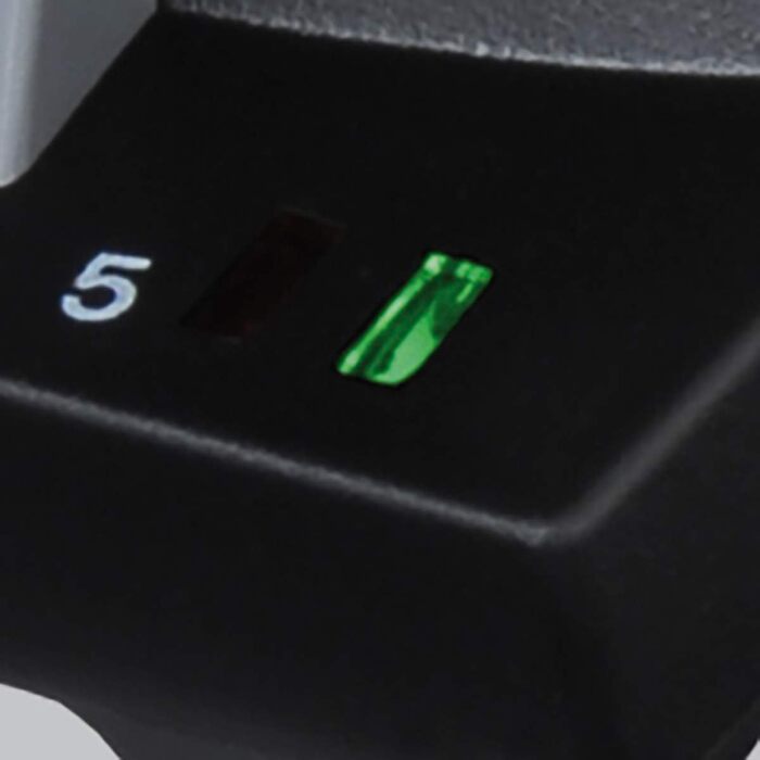 Вафельниця Cloer 1200 Вт для класичних вафель XXL, 19,5 см, сталева, біла, без сигналу