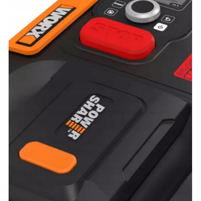 Робот-газонокосарка Worx LANDROID M600 Plus WR166E для площі до 600 м² + Гараж WA0810