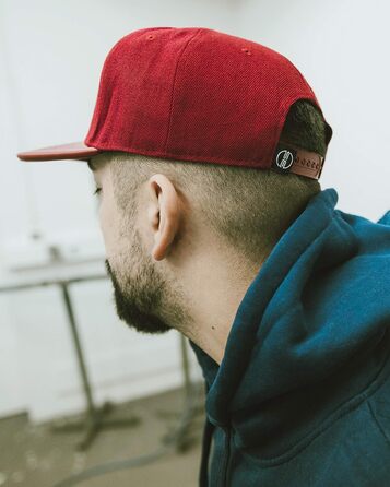 Кепка бейсболка Blackskies® Vanguard Snapback з замком, бордовий колір, чоловіча/жіноча, унісекс, для вулиці, відпочинку, літа, з матеріалу замша/штучна шкіра, один розмір