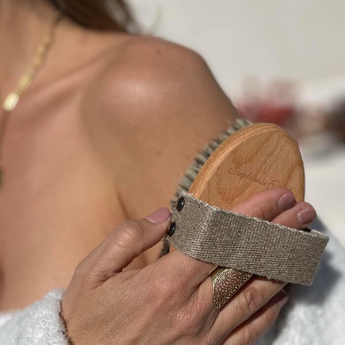 Щітка для тіла Stephanie Franck Beauty Trockenbürste з натуральної щетини (російська, Tampico) для лімфодренажу, пілінгу та масажу целюліту. Зроблено в Німеччині, з екологічного буку (FSC), без пластику.