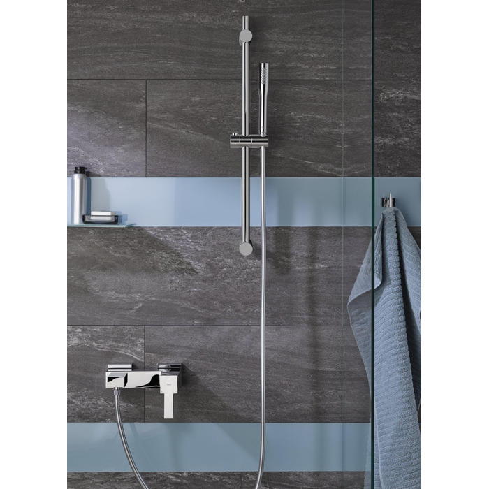 GROHE Vitalio Get - Handbrause 1 Spray Pattern (perfect spray pattern, suitable for flow heaters, double-walled hand shower, Anti-limescale system), silver, 27458000 (Vitalio Get Bundle with wall connector, round)
