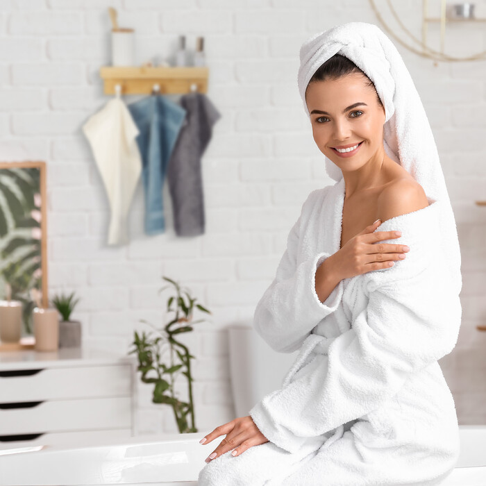 Настінна полиця Relaxdays з рейкою з 3 гачками