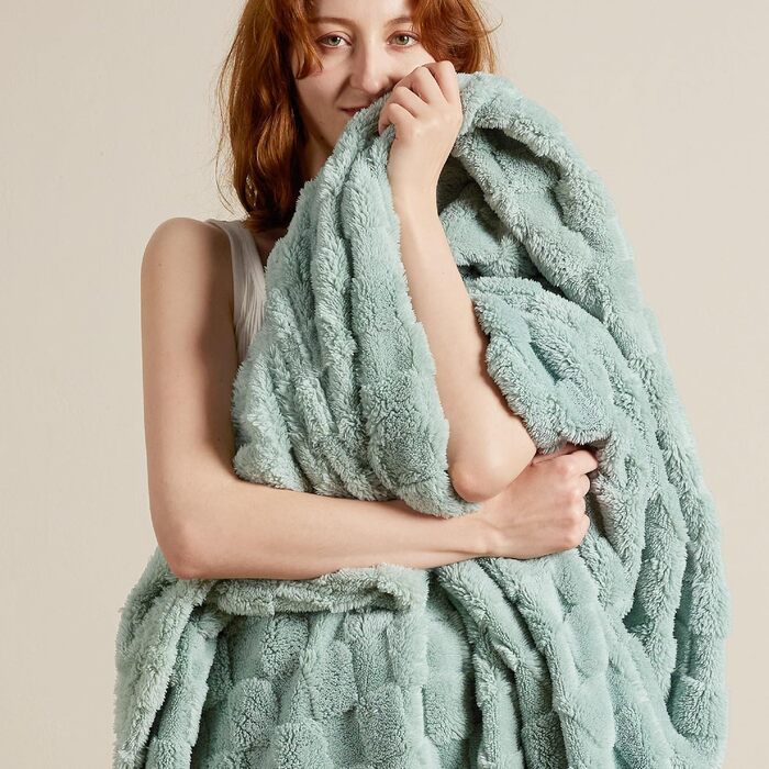 BEDSURE Плед м'який фланелевий, з вовни та флісу, для дивана, в шаховому візерунку, теплий плед для декору кімнати, м'який плед для дому, світло-коричневий (130 x 170 см)