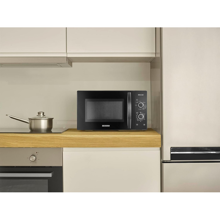 Мікрохвильова піч Severin 2-в-1 з грилем, 20 л, чорна, MW 7762. Плоский скляний стіл, 2 рівні, велика площа, для прямокутного посуду, легке очищення