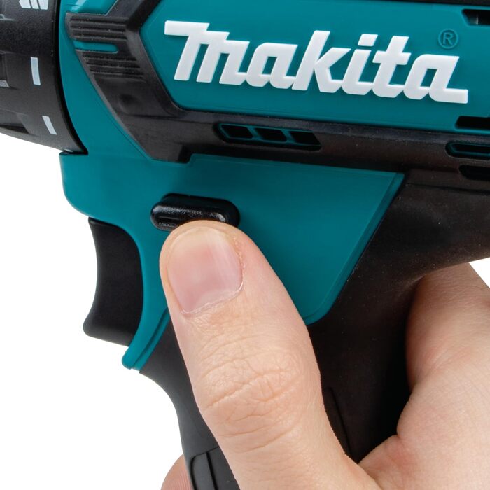 Акумуляторний дриль-шурупокрут Makita DF333DSAE 12V, 2.0Ah, 2 акумулятори + зарядний пристрій у транспортному кейсі, чорний/синій