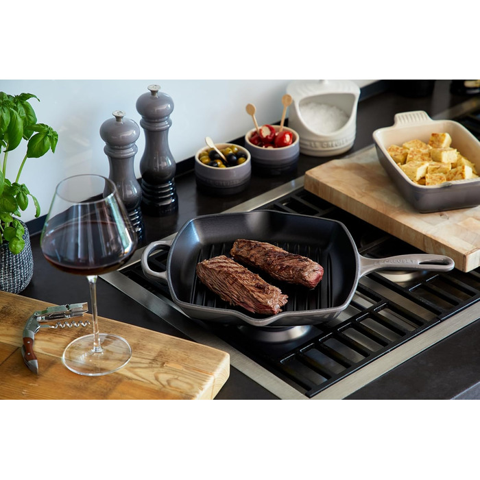 Le Creuset Signature чавунна гриль-пательня квадратна 26 см, для всіх типів плит, індукція, 2,86 кг, колір Flint