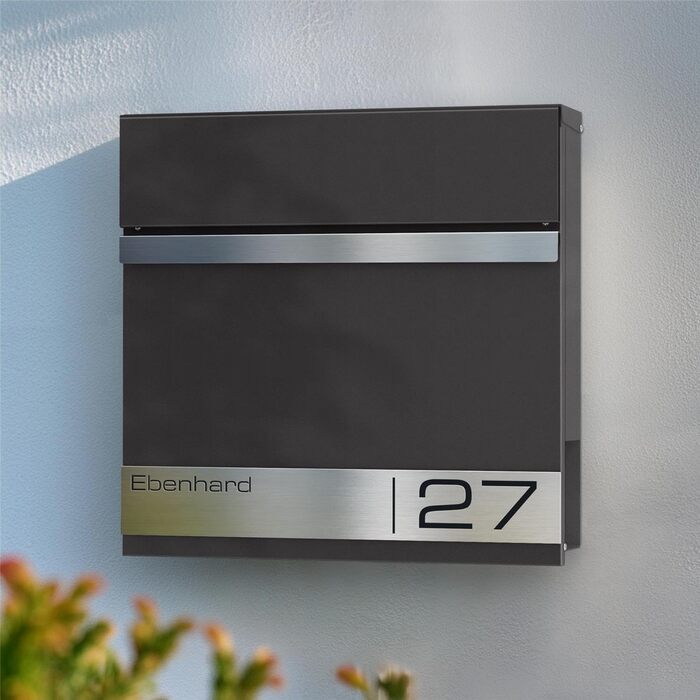Поштова скринька Metzler Premium з газетницею Anthrazit (Антрацит) та іменним шильдиком - настінна, з нержавіючої сталі V2A з порошковим покриттям RAL 7016, модель Stencil