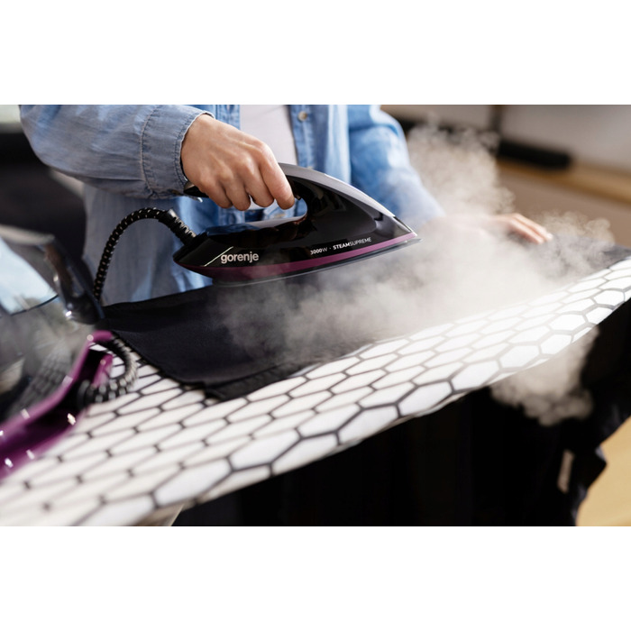 Парогенератор Gorenje SGD3000BKV, 3000 Вт, 480 г/хв, керамічна підошва, 8 бар