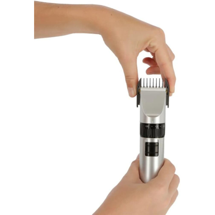 Акумуляторна машинка для стрижки Onyx з аксесуарами та запасними лезами