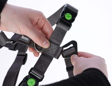 Шлейка для собак Kerbl Pet Panikgeschirr, сіра, для тривожних собак, регульована, ширина ременя 20 мм, обхват шиї 38-52 см, обхват грудей 55-74 см