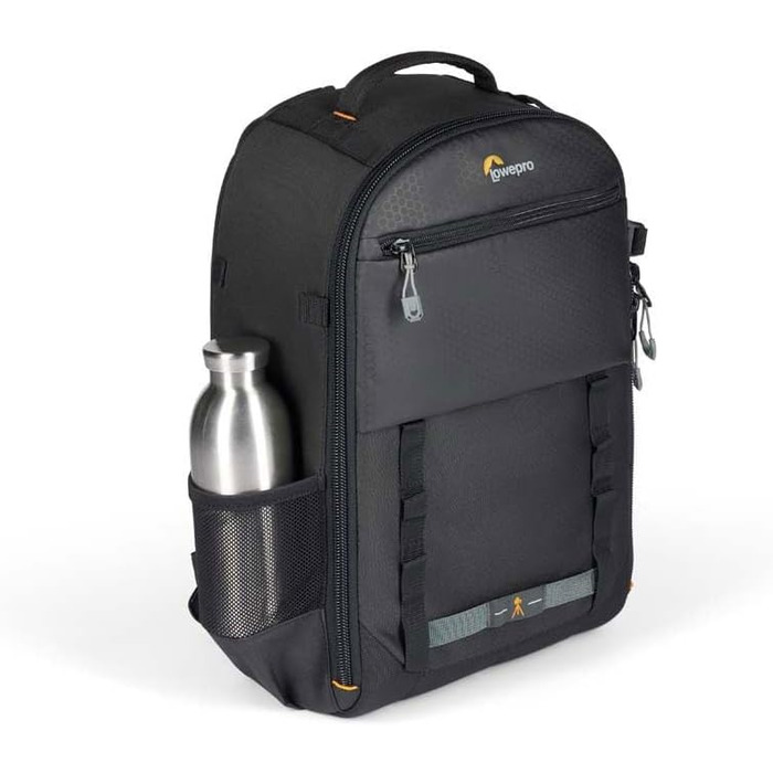 Lowepro Adventura BP 300 III: Рюкзак для камери з кріпленням для штатива, відділення для 13' ноутбука, чорний