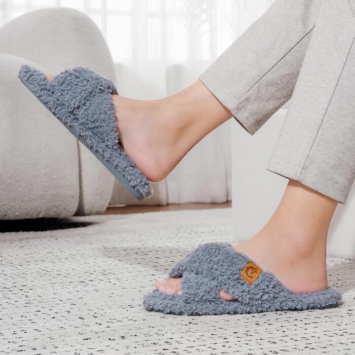 Жіночі плюшеві домашні тапочки SMajong, зимові, теплі, м'які, з антиковзким покриттям, сірі, 38/39 EU