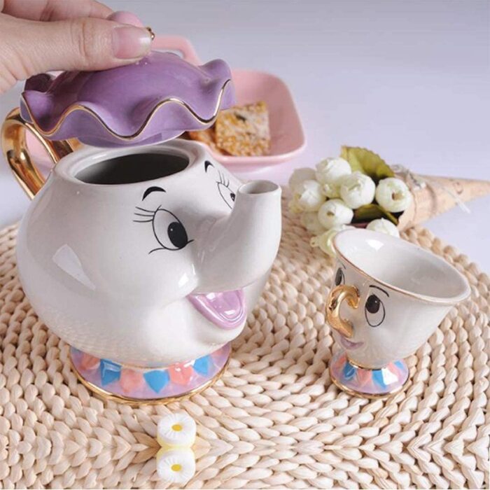 Taurus Beauty and the Best Teaservice Mrs Potts Teapot and Chip Mug Sculpture Ceramic Teaservice Figurine (Set of 4)