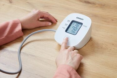 Тонометр на плече Omron M2 Basic - вимірювання артеріального тиску