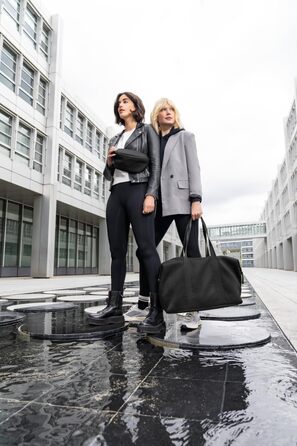 Сумка поясна Reisenthel Extralite Belt Bag – Легка, стильна, з сітчастого матеріалу, чорна