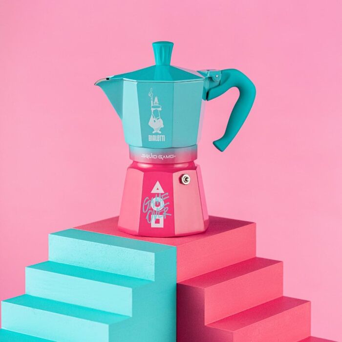 Кавоварка гейзерна Bialetti Moka Express Squid Game© на 3 чашки, алюміній, 130 мл