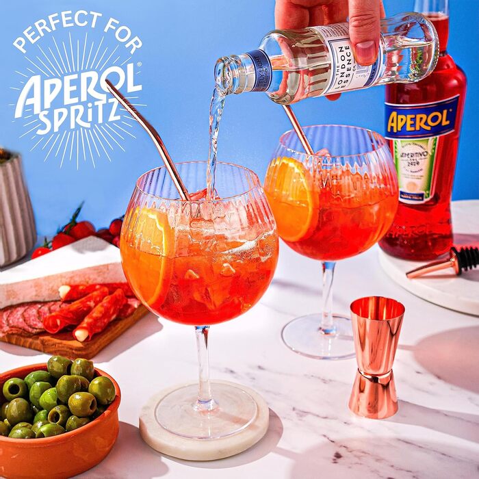 Vemacity Twisted Gin & Tonic Glass Set | 2 Handcrafted Gin Glasses, Rose Gold Bar Spoons, Spirits Measuring Jigger, 2 Metal Straws, Pourer & Recipe PDF | Cocktail Set
