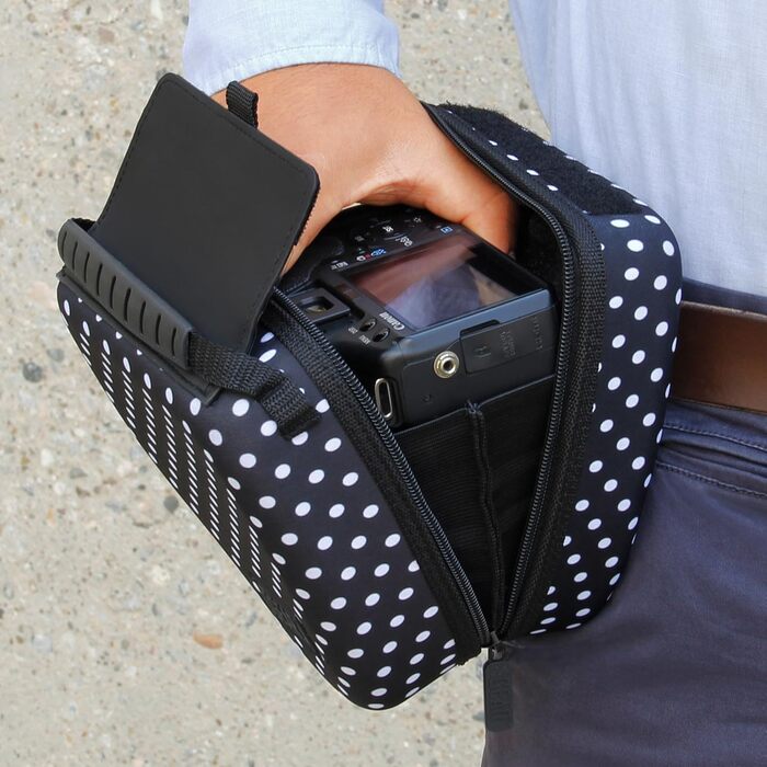 Чохол для DSLR камери USA Gear з жорсткою оболонкою, захистом Eva, швидким доступом, м'яким інтер'єром та гумовим грифом (колір коричневий, веганський) (чорний)