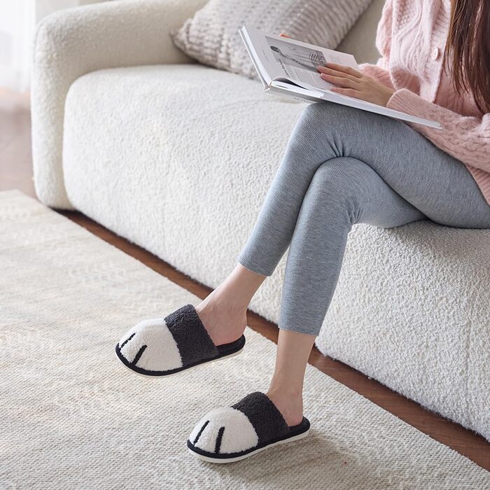 Тапочки зимові жіночі зі славними тваринами, теплі плюшеві, з принтом відбитків лап собак. Чоловічі та жіночі, для дому та вулиці, з антиковзким покриттям. Чорний колір, розмір 38/39 EU