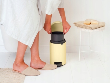 Сміттєвий кошик Brabantia NewIcon 3 л, жовтий