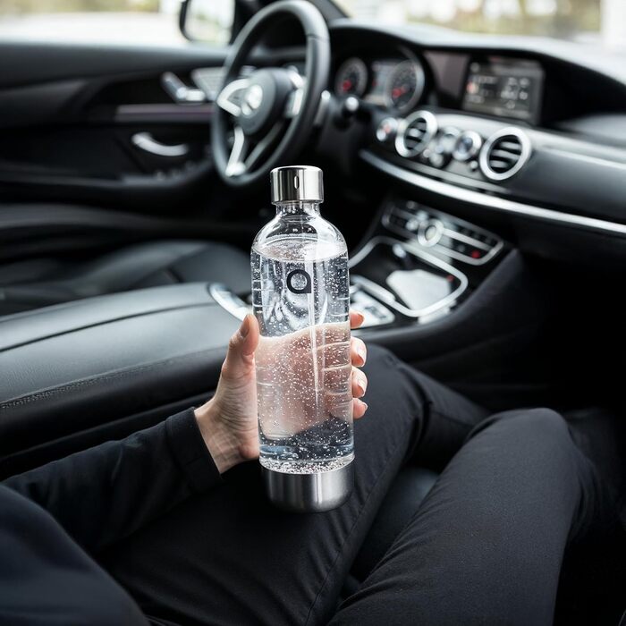 Aquafloow Содовий апарат з нержавіючої сталі для приготування газованої води з CO₂ циліндром (до 60 л) та пластиковою пляшкою 0.8 л з нержавіючим дном