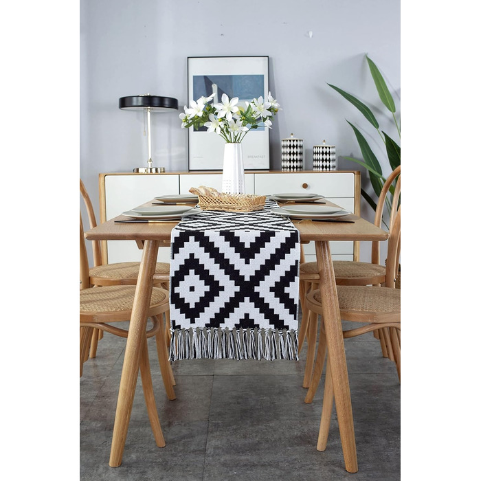 KnBoB Cotton Linen Table Runner Black and White Geometric Puzzle Pattern with Tassels for Dining Room Party Holiday Decoration, Size 32x160CM