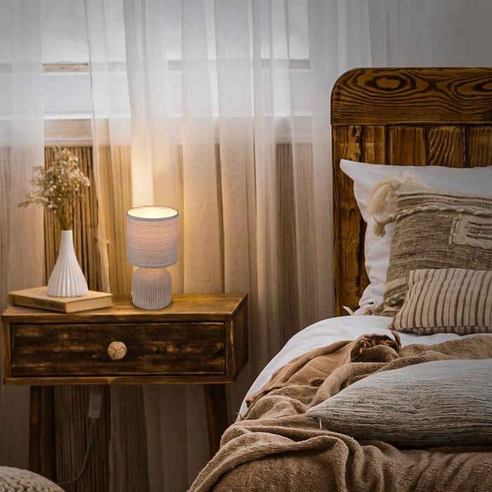 Торшер BRILONER з тканинним абажуром, вимикачем на кабелі, керамічним цоколем, 15x28 см (ДxВ), Колір: Коричневий