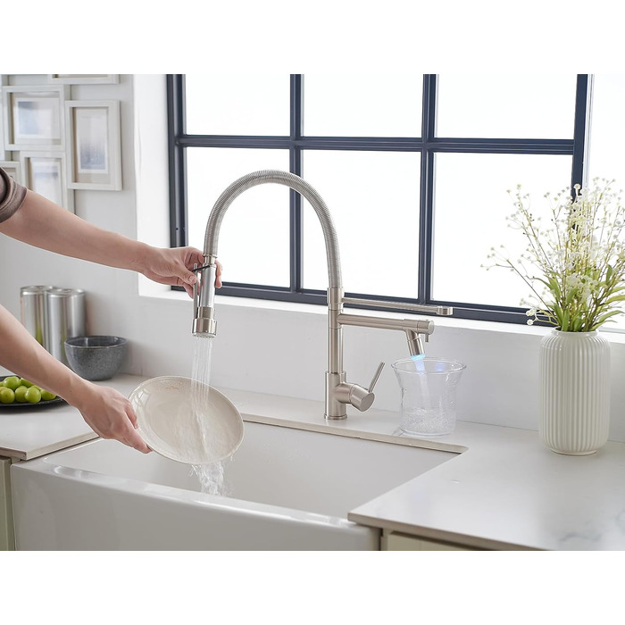 LED кухонний змішувач з спіральною пружиною, поворотний на 360°, з двома виливами, висувний, для кухні, з високим тиском, з нержавіючої сталі, LED, матове нікелювання