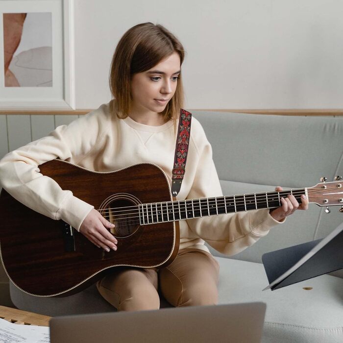 Гітарний ремінь з бавовни для акустичної гітари, 2 шт. Вишитий гітарний ремінь для бас-, електро- та акустичних гітар, безкоштовна пряжка, замок для ременя та медіатор, ретро-червона квітка