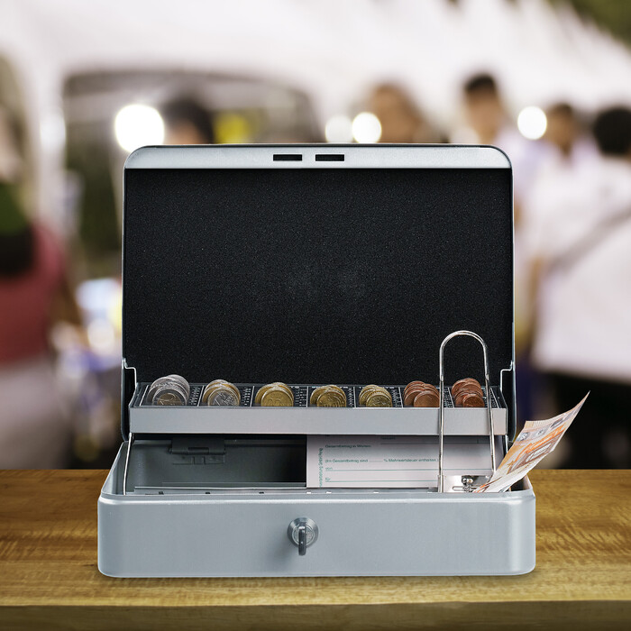 Cash Box з дошкою для підрахунку євромонет
