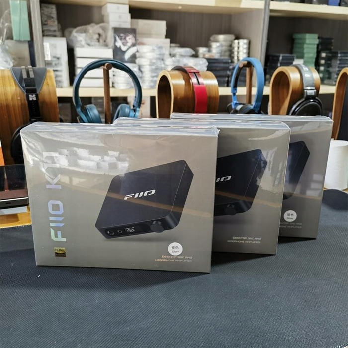 Портативний підсилювач для навушників FiiO K11