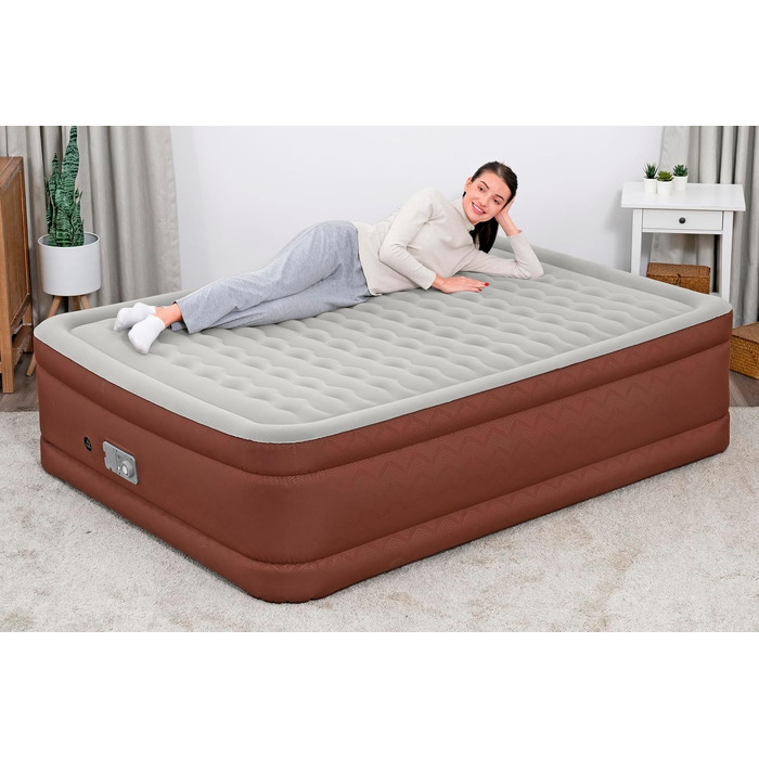 Повітряний матрац двопомісний Bestway AlwayzAire Fortech Comfort Choice+ з насосом, 203 x 152 x 51 см, навантаження 350 кг, USB-порти, нічник, сумка та ремкомплект