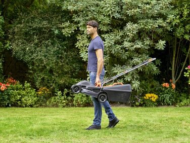 Електрична газонокосарка Black+Decker BEMW351, 1000 Вт, 32 см, 3-рівневе регулювання висоти, 35 л травозбірник, для малих садів, мультиколор