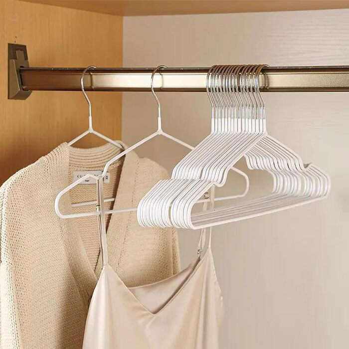Металеві вішалки для одягу, набір, з вирізами для плечей, стійкі до іржі, економія місця, 40 см - міцні, для зберігання курток та светрів (білі, 40)