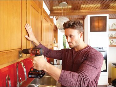 Акумуляторний дриль-шуруповерт Black+Decker BDCDC18K (18V, Li-Ion, 18V, 1.5Ah, LED, планетарне передаточне число, Softgrip)