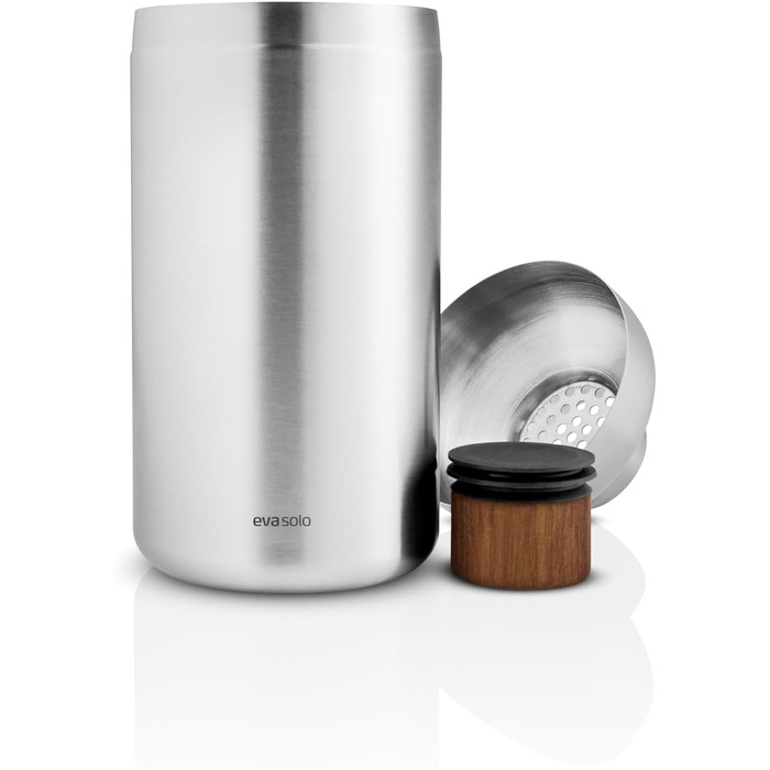 Eva Solo | Liquid Lounge Cocktail Shaker | Ensures quick cooling of your drink | Danish design and functionality | Brushed stainless steel